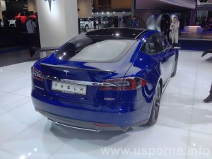 Tesla Model S P90D s lepší baterií a delším dojezdem